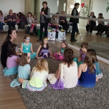 Music for Kindergarten (Early Music Education 3-5 year olds)